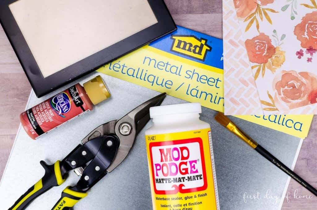 Repurposed Old Picture Frames to Serving Trays | Hometalk Repurposed Old Picture Frames to Serving Trays | Hometalk